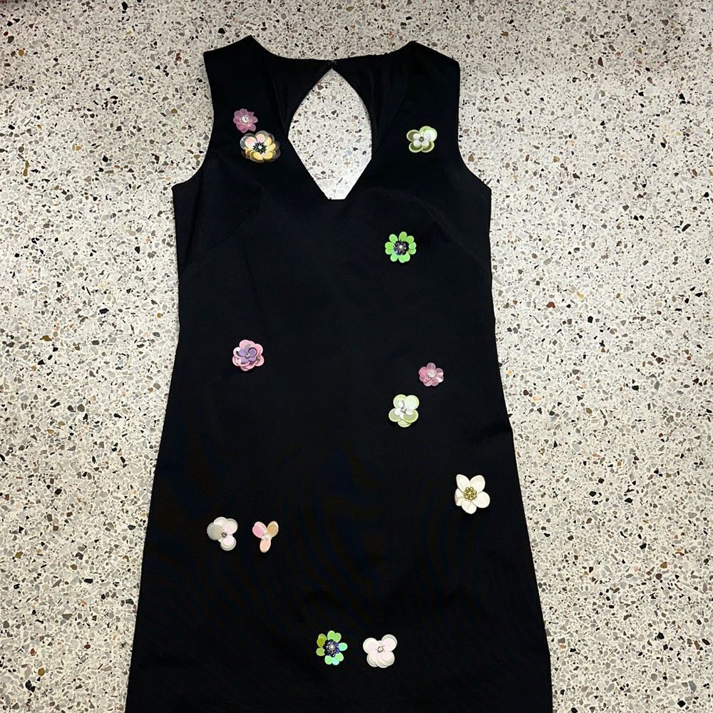 Nicole Miller New York black mini sundress floral appliqué open back 6